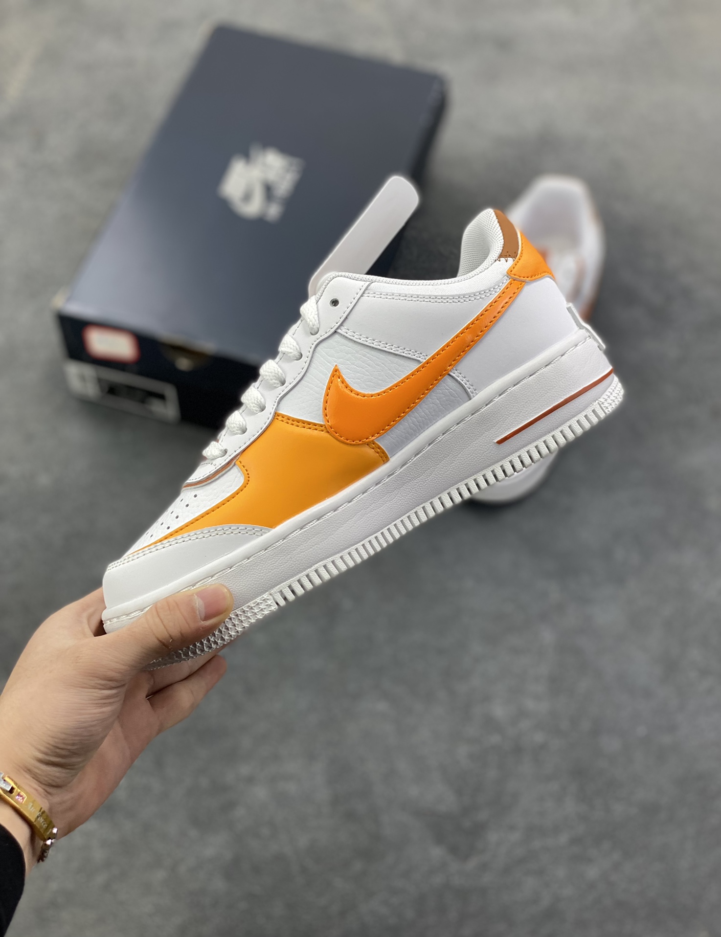 图片[3]-NK Air Force 1 Shadow 轻量增高低帮百搭板鞋\”拼接马卡龙\” 全新少女系解构主义设计双层轻量EVA发泡中底+防滑RB橡胶外圈底鞋底 原楦头原纸板 打造纯正空军版型 专注外贸渠道 全掌内置蜂窝气垫 原盒配件 原厂中底钢印、拉帮完美 货号：CI0919-124 尺码：35.5 36 36.5 37.5 38 38.5 39 40-选品中心