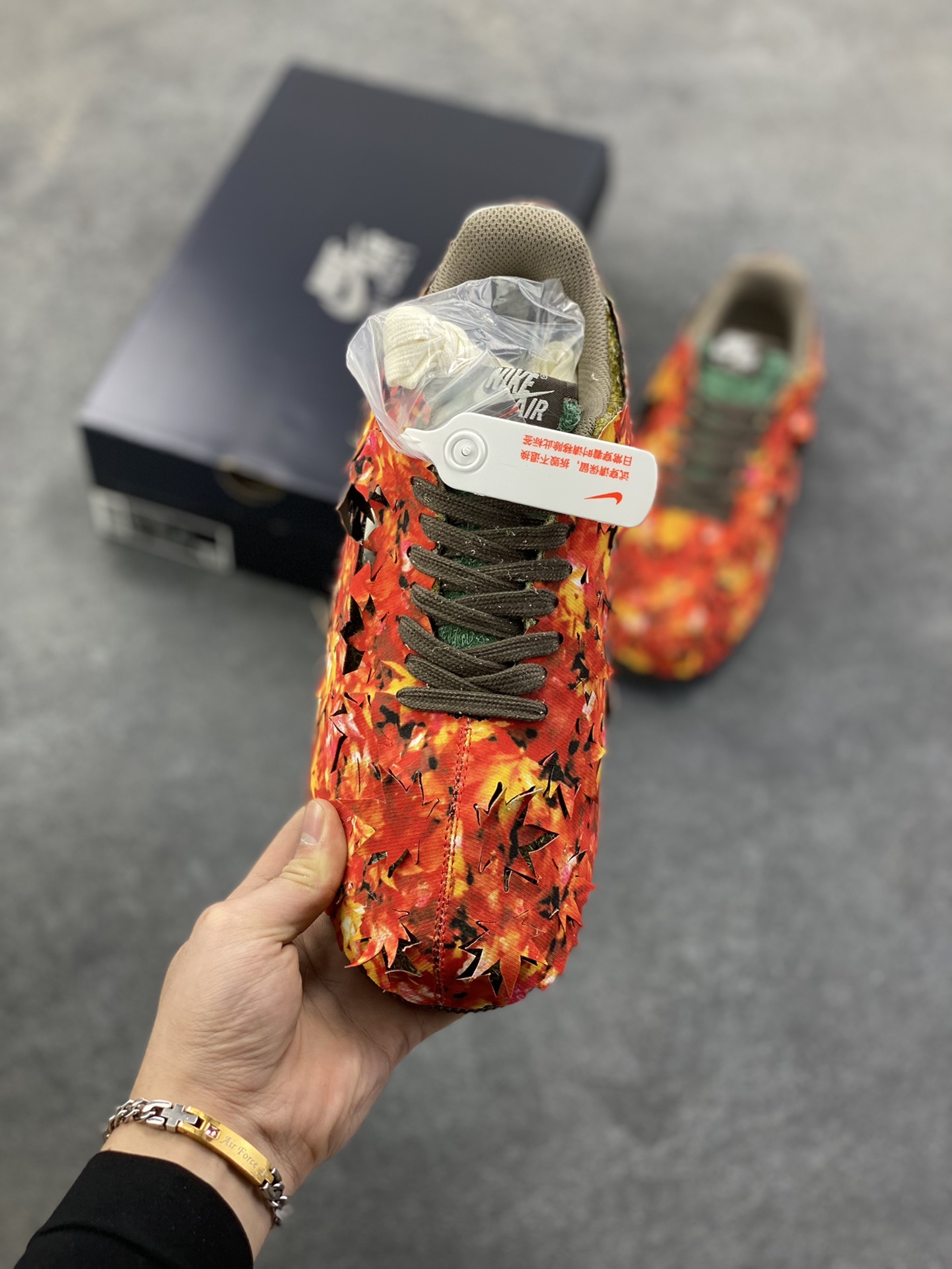 图片[2]-Nike Air Force 1 Low 枫叶 空军一号低帮运动休闲板鞋 原楦头原纸板 打造纯正空军版型#专注外贸渠道 全掌内置蜂窝气垫 #原盒配件 原厂中底钢印、拉帮完美 货号：IM8062-368 尺码：36 36.5 37.5 38 38.5 39 40 40.5 41 42 42.5 43 44 44.5 45-选品中心