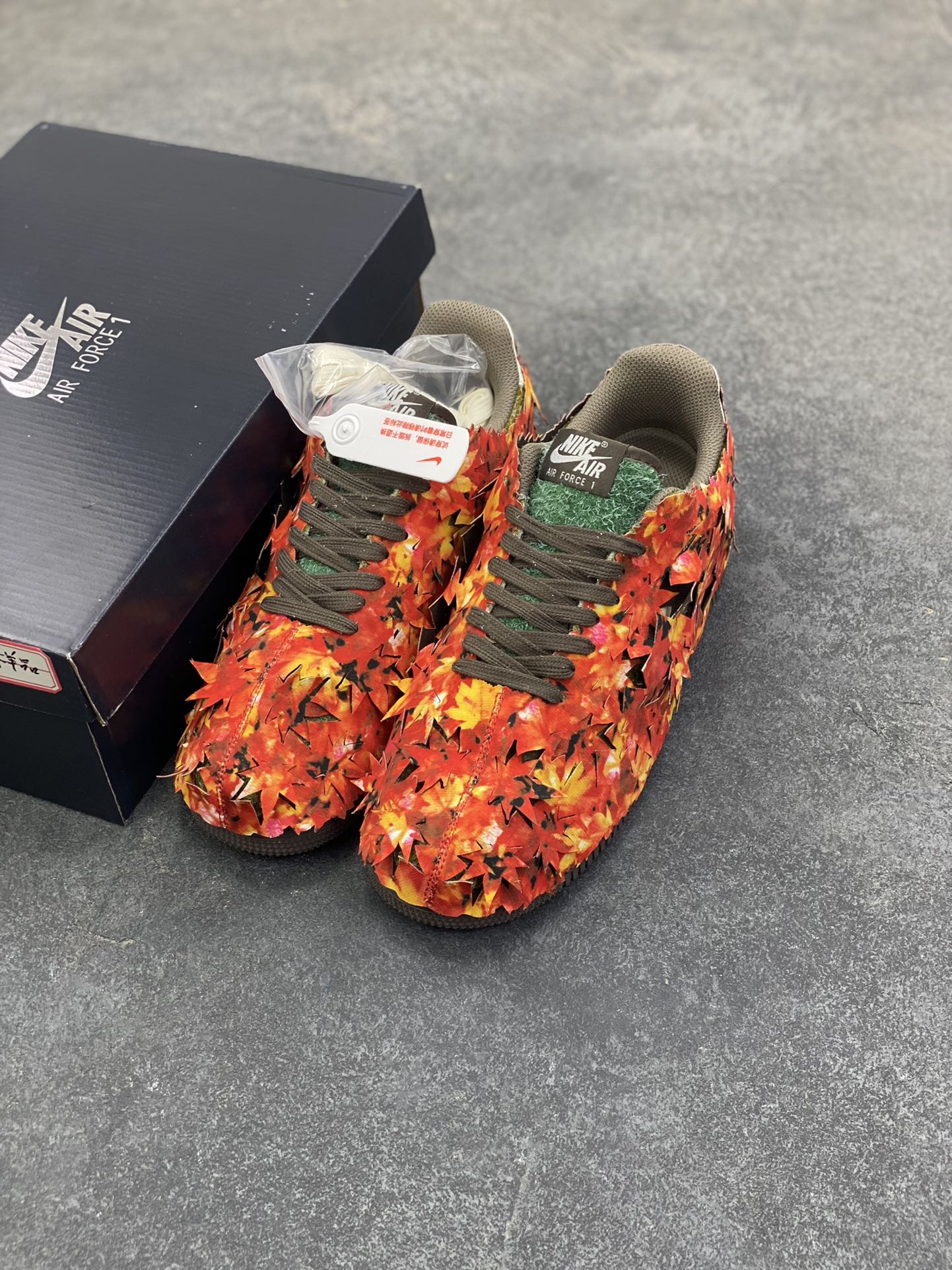 图片[8]-Nike Air Force 1 Low 枫叶 空军一号低帮运动休闲板鞋 原楦头原纸板 打造纯正空军版型#专注外贸渠道 全掌内置蜂窝气垫 #原盒配件 原厂中底钢印、拉帮完美 货号：IM8062-368 尺码：36 36.5 37.5 38 38.5 39 40 40.5 41 42 42.5 43 44 44.5 45-选品中心