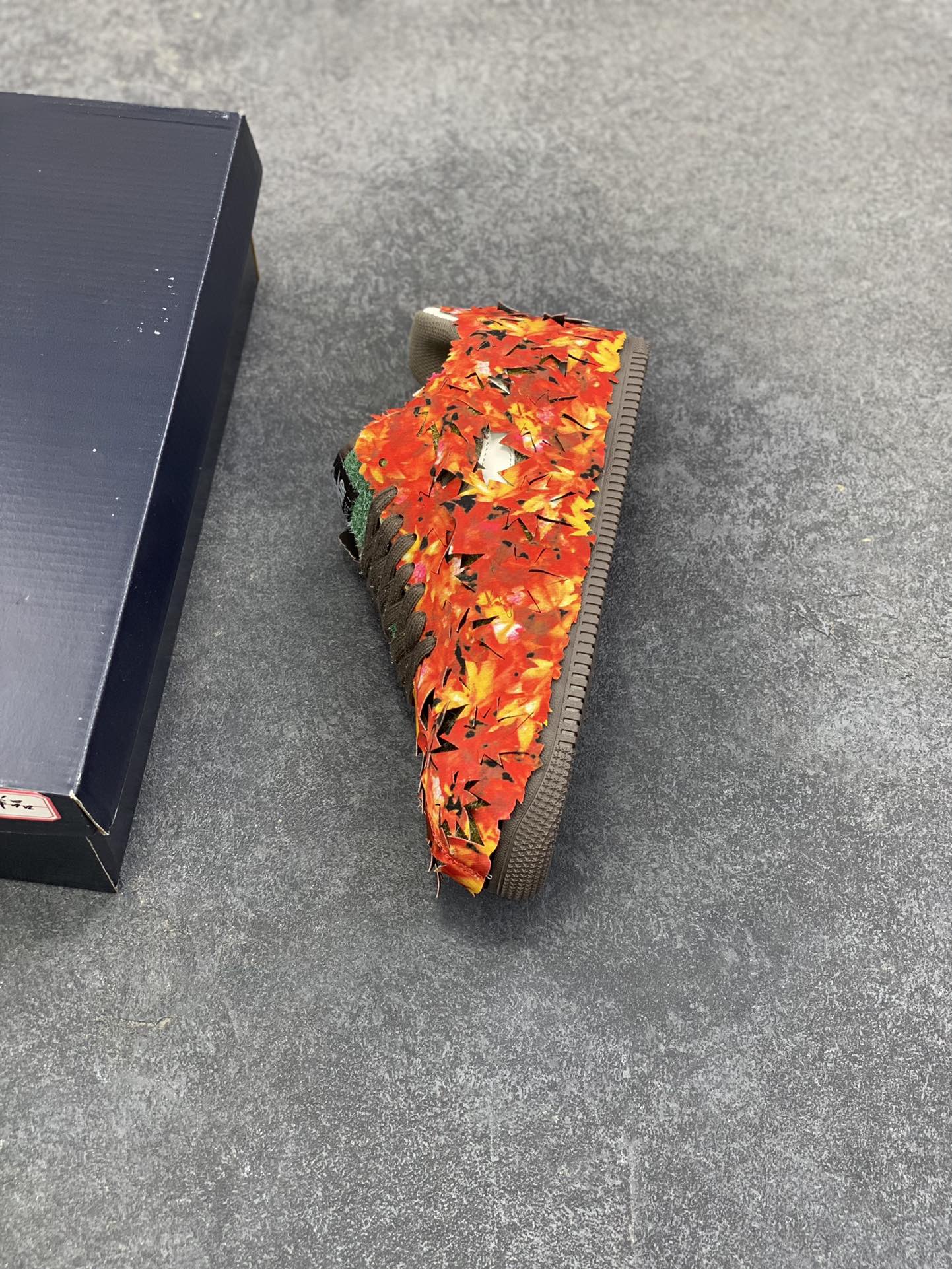 图片[7]-Nike Air Force 1 Low 枫叶 空军一号低帮运动休闲板鞋 原楦头原纸板 打造纯正空军版型#专注外贸渠道 全掌内置蜂窝气垫 #原盒配件 原厂中底钢印、拉帮完美 货号：IM8062-368 尺码：36 36.5 37.5 38 38.5 39 40 40.5 41 42 42.5 43 44 44.5 45-选品中心