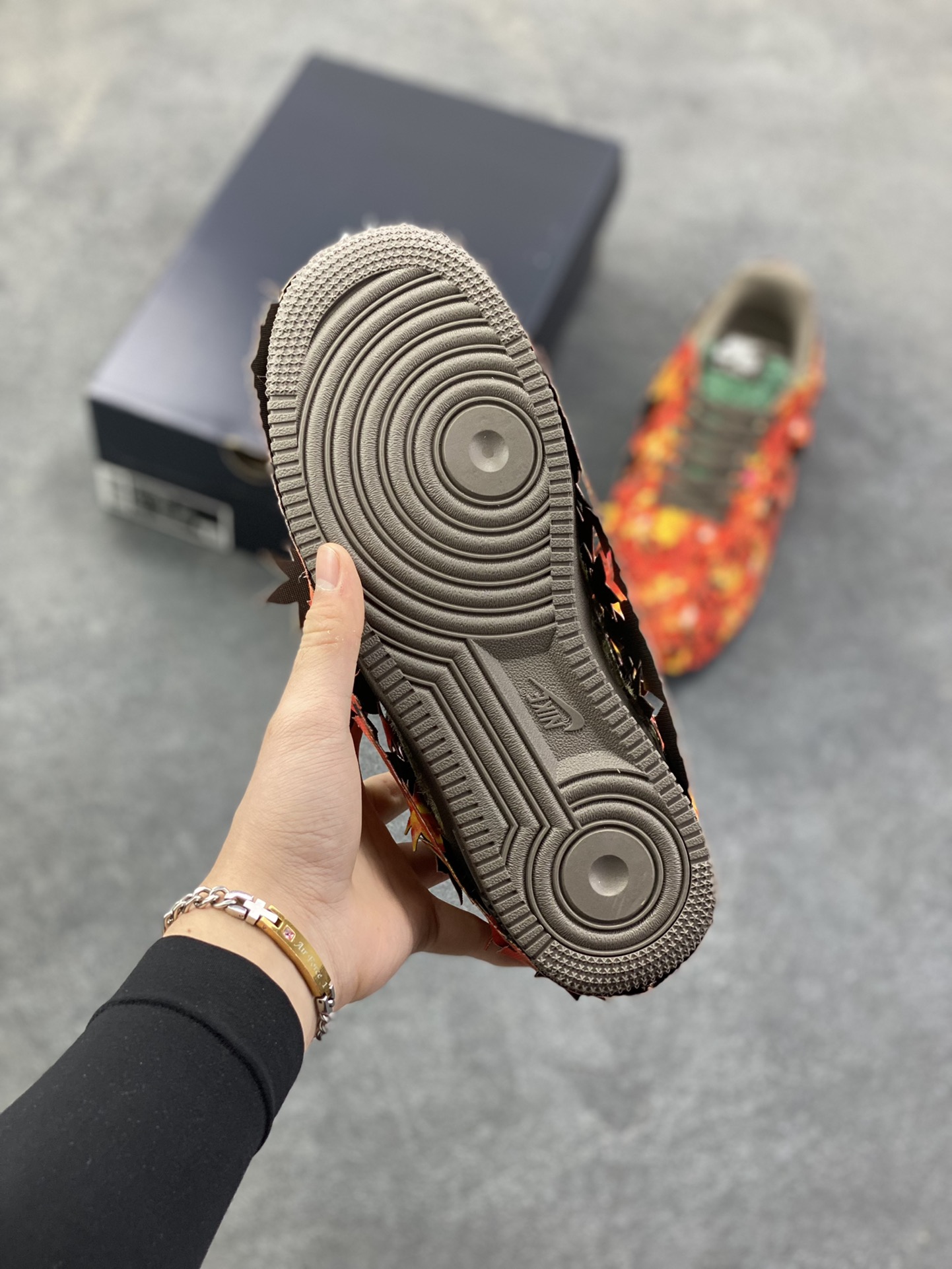 图片[5]-Nike Air Force 1 Low 枫叶 空军一号低帮运动休闲板鞋 原楦头原纸板 打造纯正空军版型#专注外贸渠道 全掌内置蜂窝气垫 #原盒配件 原厂中底钢印、拉帮完美 货号：IM8062-368 尺码：36 36.5 37.5 38 38.5 39 40 40.5 41 42 42.5 43 44 44.5 45-选品中心