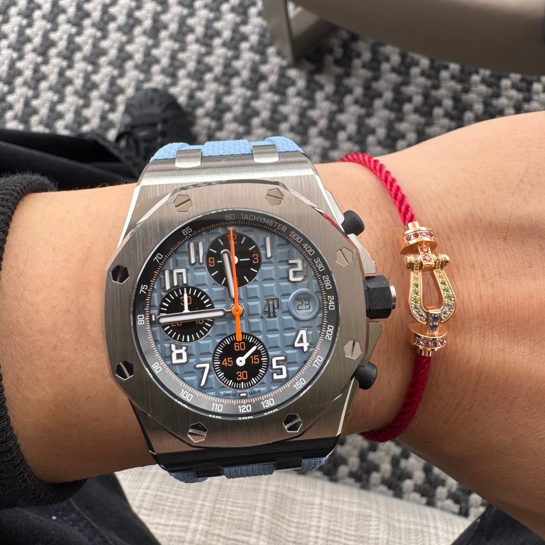 💥新品发布❤火爆🎉钢丝费雷德 Fred斐登满钻、半钻、无钻马蹄扣中性款高品质黑色钢丝绳手链手镯！本命绳👉🏻大牌 时尚 精致💠FORCE 系列手链⭐高端定制～亚金微电镀18k金工艺 精工马蹄扣头手镯！上手效果非常百搭💍 网红达人 时尚一族必备单品 玫瑰金、黄金、银色扣头😘男女情侣款两个码数：17/19cm