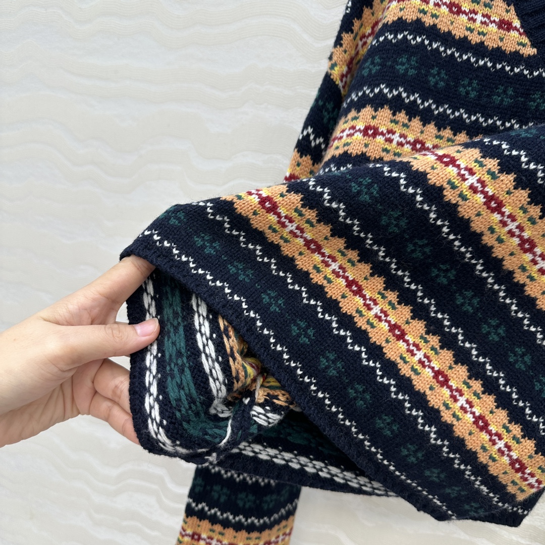 原单品质❤️miu缪系少女穿搭！知识分子时髦风！费尔岛嵌花V领短款毛衣。进口100%绵羊毛纱线！气质少女