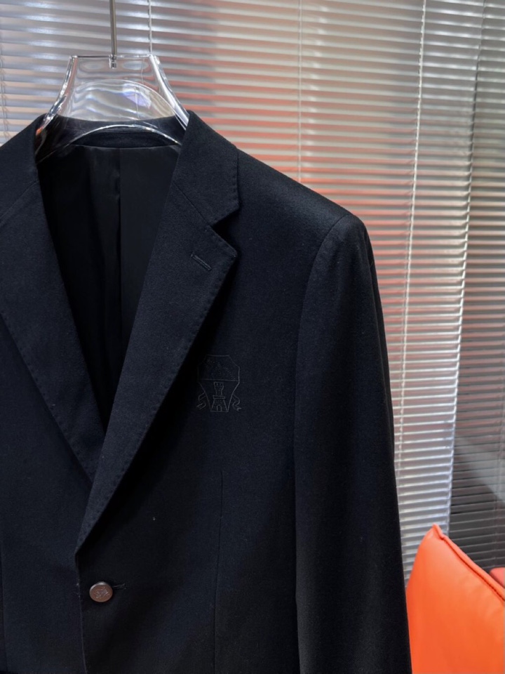 Brunello Cucinelli BC2024新款西服西装单西，高端版本！定制羊毛混纺面料 透气舒适