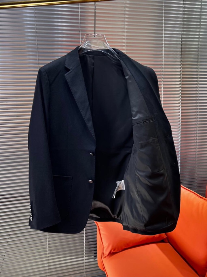 Brunello Cucinelli BC2024新款西服西装单西，高端版本！定制羊毛混纺面料 透气舒适