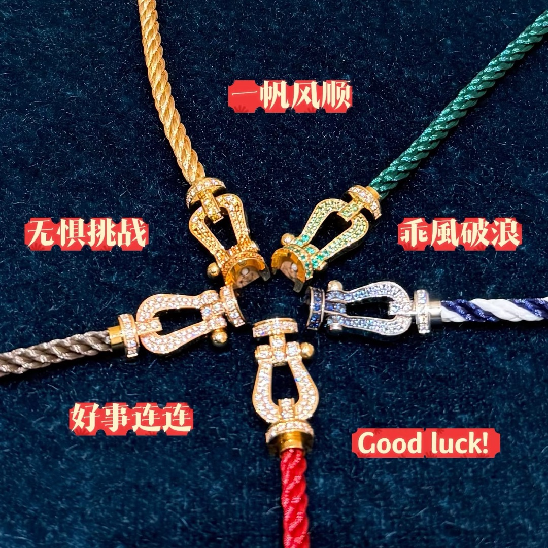 💥新品发布❤火爆🎉钢丝费雷德 Fred斐登满钻、半钻、无钻马蹄扣中性款高品质黑色钢丝绳手链手镯！本命绳👉🏻大牌 时尚 精致💠FORCE 系列手链⭐高端定制～亚金微电镀18k金工艺 精工马蹄扣头手镯！上手效果非常百搭💍 网红达人 时尚一族必备单品 玫瑰金、黄金、银色扣头😘男女情侣款两个码数：17/19cm