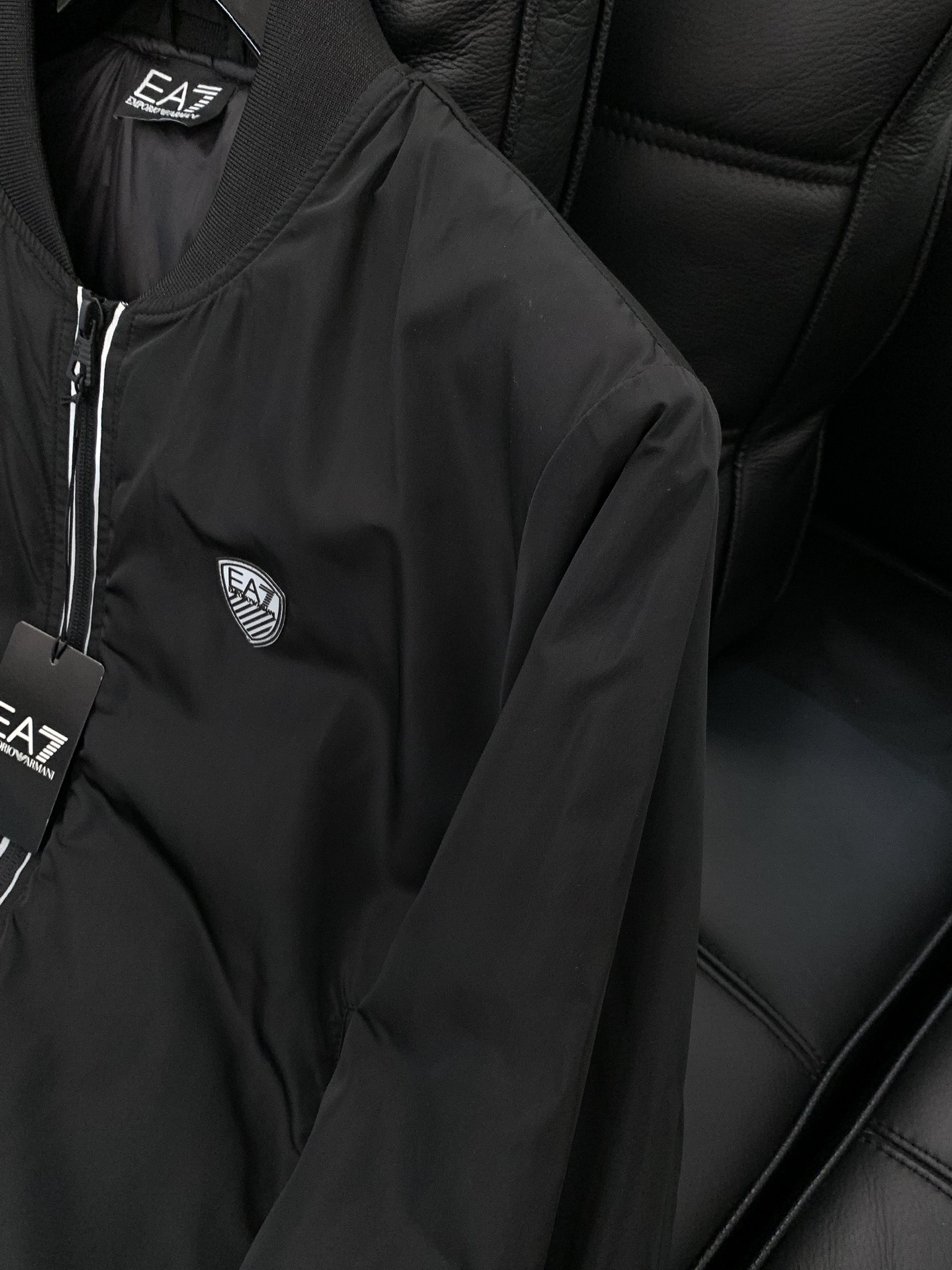 ，阿玛尼薄棉立领拉链夹克材质 面料 聚酯纤维 里料 棉尺S-2XL S M L XL XXL胸围112 