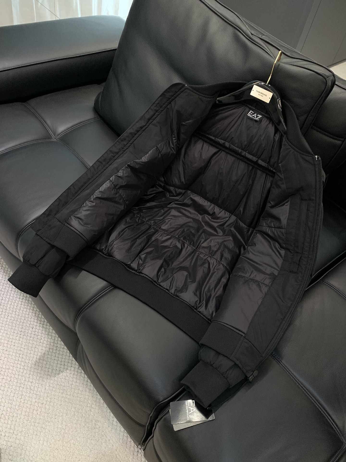 ，阿玛尼薄棉立领拉链夹克材质 面料 聚酯纤维 里料 棉尺S-2XL S M L XL XXL胸围112 