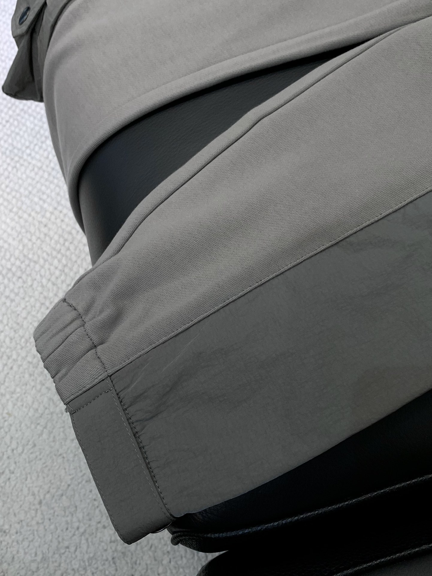 ，juun.j剪裁 yydsJuan.j也是大半个娱乐圈 时髦圈 衣橱一定一定有的品牌。 这个神仙品牌称