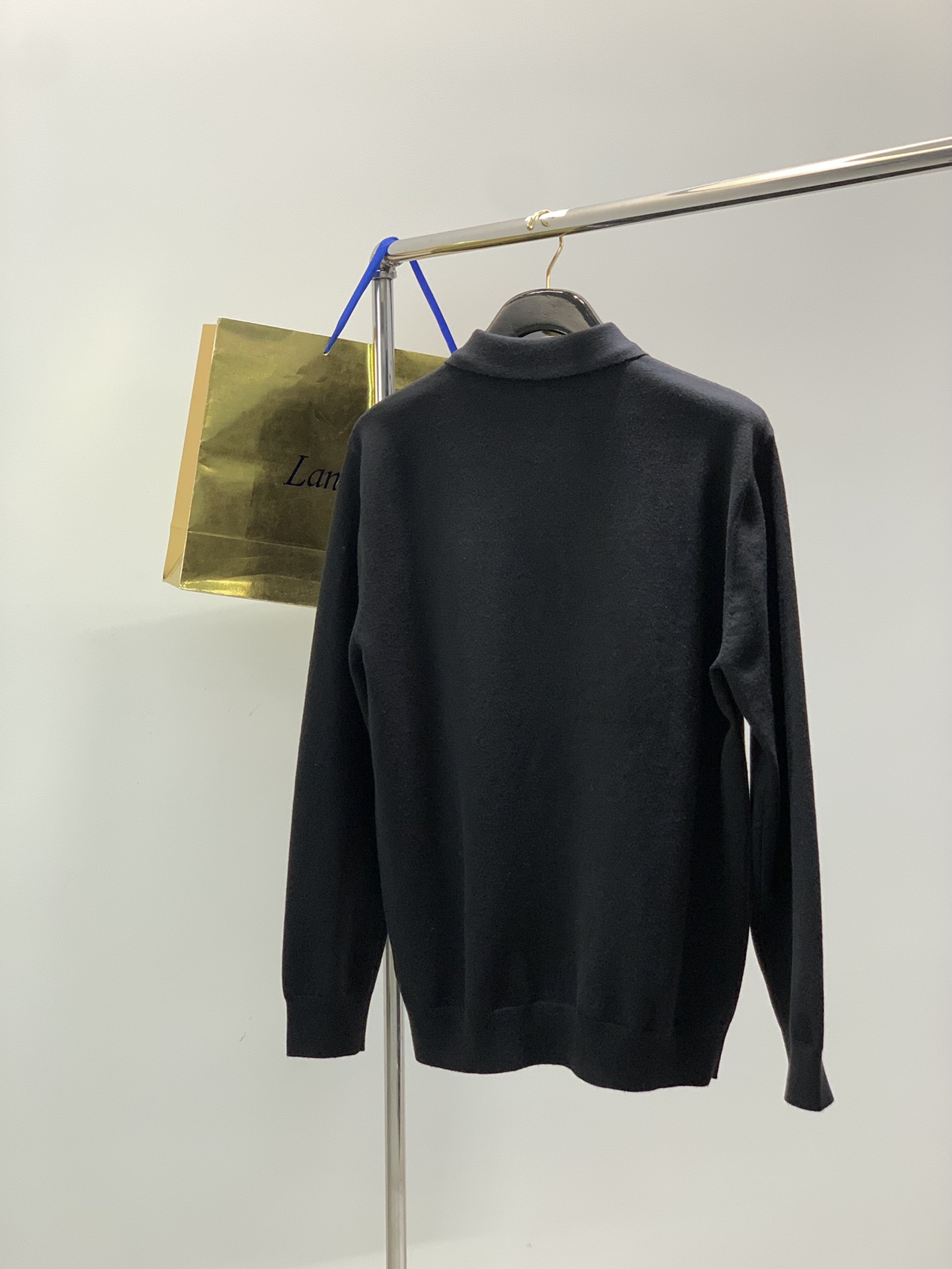，Loro Piana(Loro Piana )，冬季最新品，专柜同步有售，原单狠货，时尚休闲羊绒翻领针织毛衣，采用进口