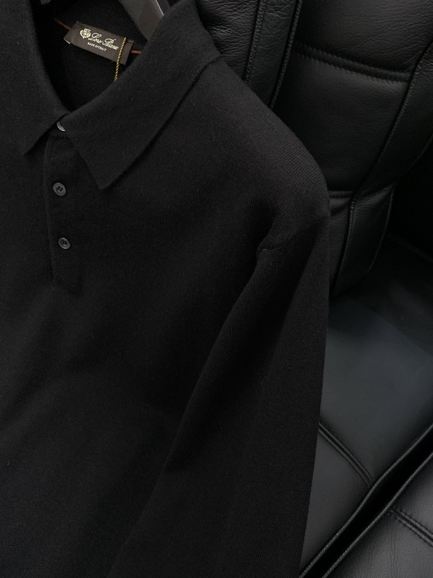 ，Loro Piana(Loro Piana )，冬季最新品，专柜同步有售，原单狠货，时尚休闲羊绒翻领针织毛衣，采用进口