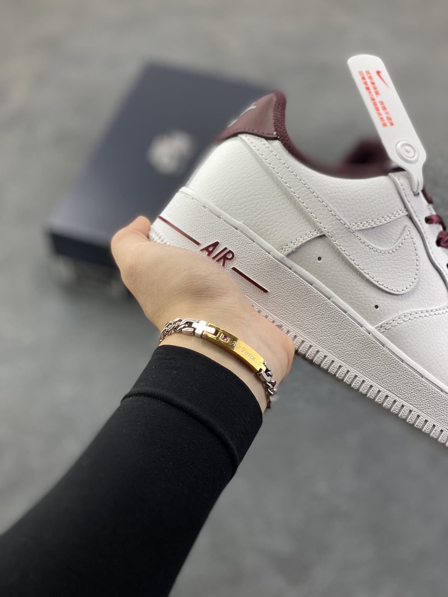 图片[6]-Nike Air Force 1 Low 白深棕 原楦头原纸板 打造纯正空军版型 专注外贸渠道 全掌内置蜂窝气垫 原盒配件 原厂中底钢印、拉帮完美 货号：HV4403-600 尺码：35.5 36 36.5 37.5 38 38.5 39 40-选品中心
