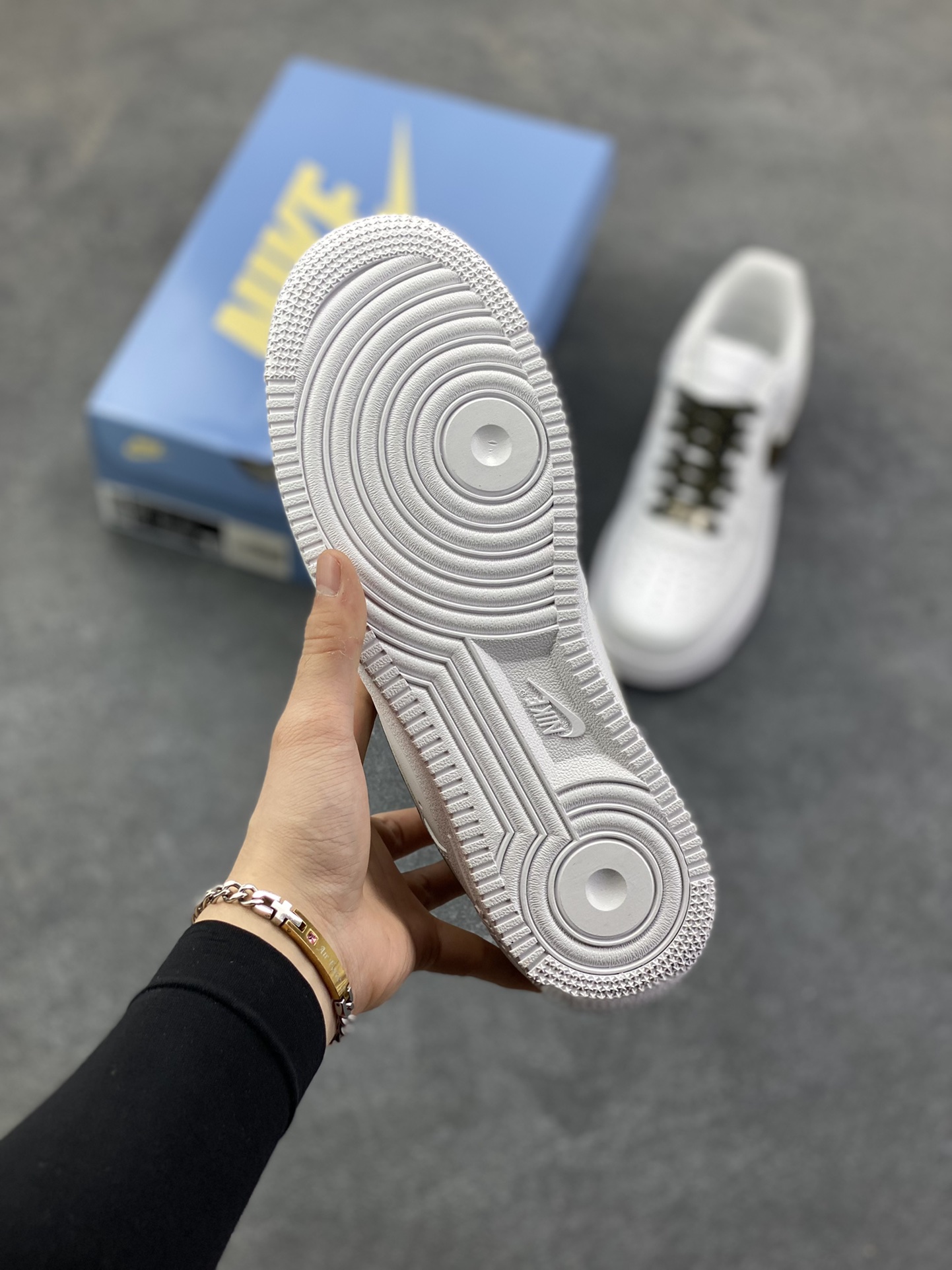 图片[5]-Nike Air Force 1 Low’07 白金裂纹 空军一号低帮休闲板鞋 定制皮料 原厂3D打印 定制鞋盒 原楦原纸板 纯正空军版型 内置全掌气垫 货号：ZH0316-147 尺码：36 36.5 37.5 38 38.5 39 40 40.5 41 42 42.5 43 44 44.5 45-选品中心