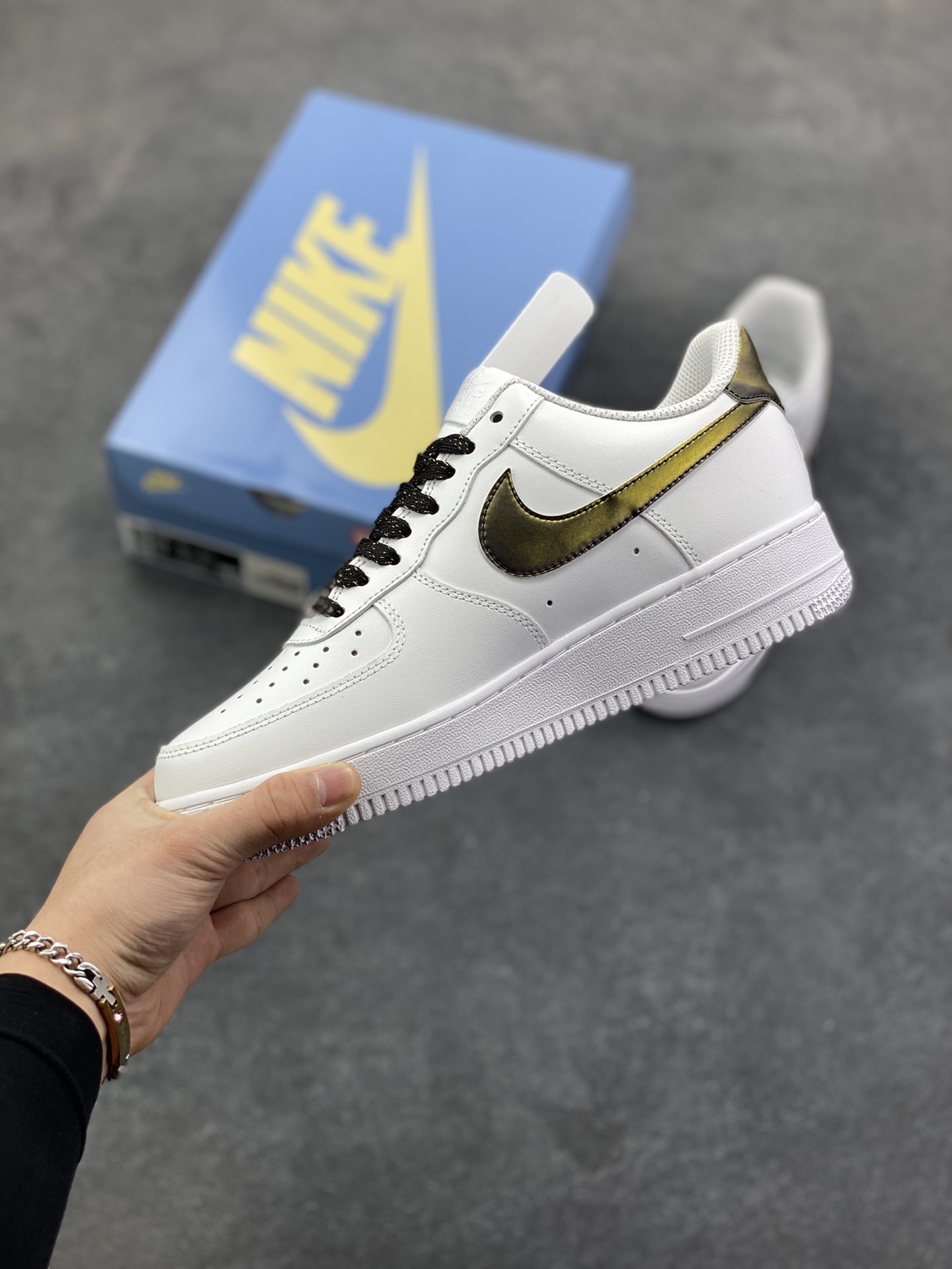图片[3]-Nike Air Force 1 Low’07 白金裂纹 空军一号低帮休闲板鞋 定制皮料 原厂3D打印 定制鞋盒 原楦原纸板 纯正空军版型 内置全掌气垫 货号：ZH0316-147 尺码：36 36.5 37.5 38 38.5 39 40 40.5 41 42 42.5 43 44 44.5 45-选品中心