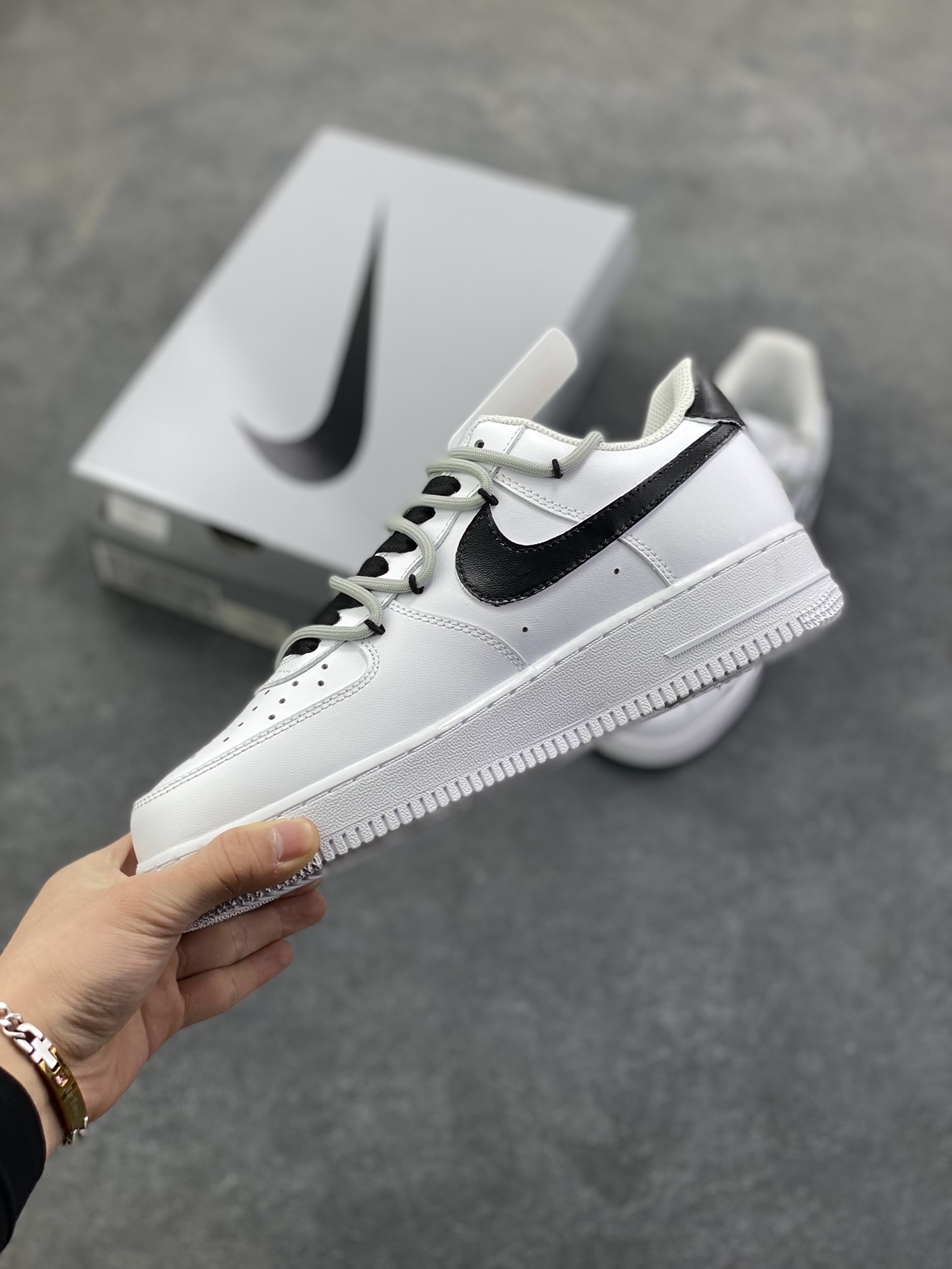 图片[3]-【定制球鞋】Nike Air Force 1 拂晓之诗 涂鸦手绘 暗纹 解构 耐磨 低帮 板鞋 男女同款原楦头原纸板 原装鞋盒 定制五金配件 内置全掌气垫 原厂鞋底 货号：CW2288-111 尺码： 36 36.5 37.5 38 38.5 39 40 40.5 41 42 42.5 43 44 44.5 45-选品中心