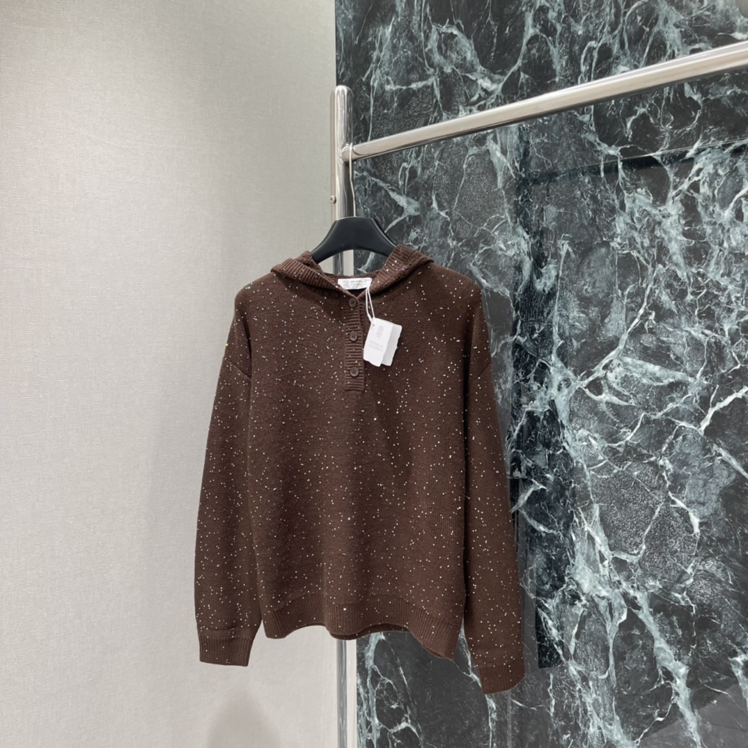 brunellocucinelli 25秋冬新款 亮片连帽针织上衣 休闲感满满，亮片点缀让整体更有层次感