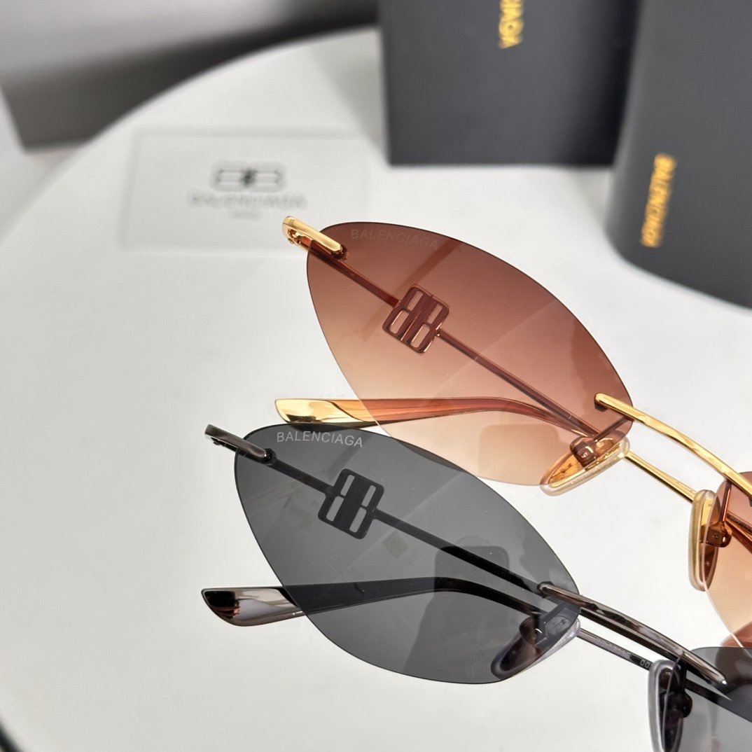 ‼️BALENCIAG*巴黎*世家⚜️⚜️⚜️MODEL：BB 0506S⚜️⚜️⚜️SIZE：64口1