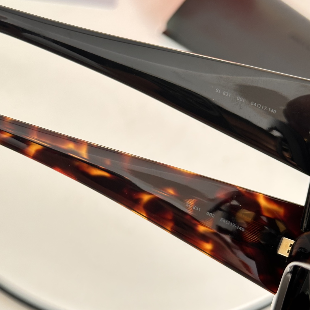 ‼️SAINT LAUREN*💫💫💫MODEL：SL 831💫💫💫SIZE：54口17-140💫💫💫