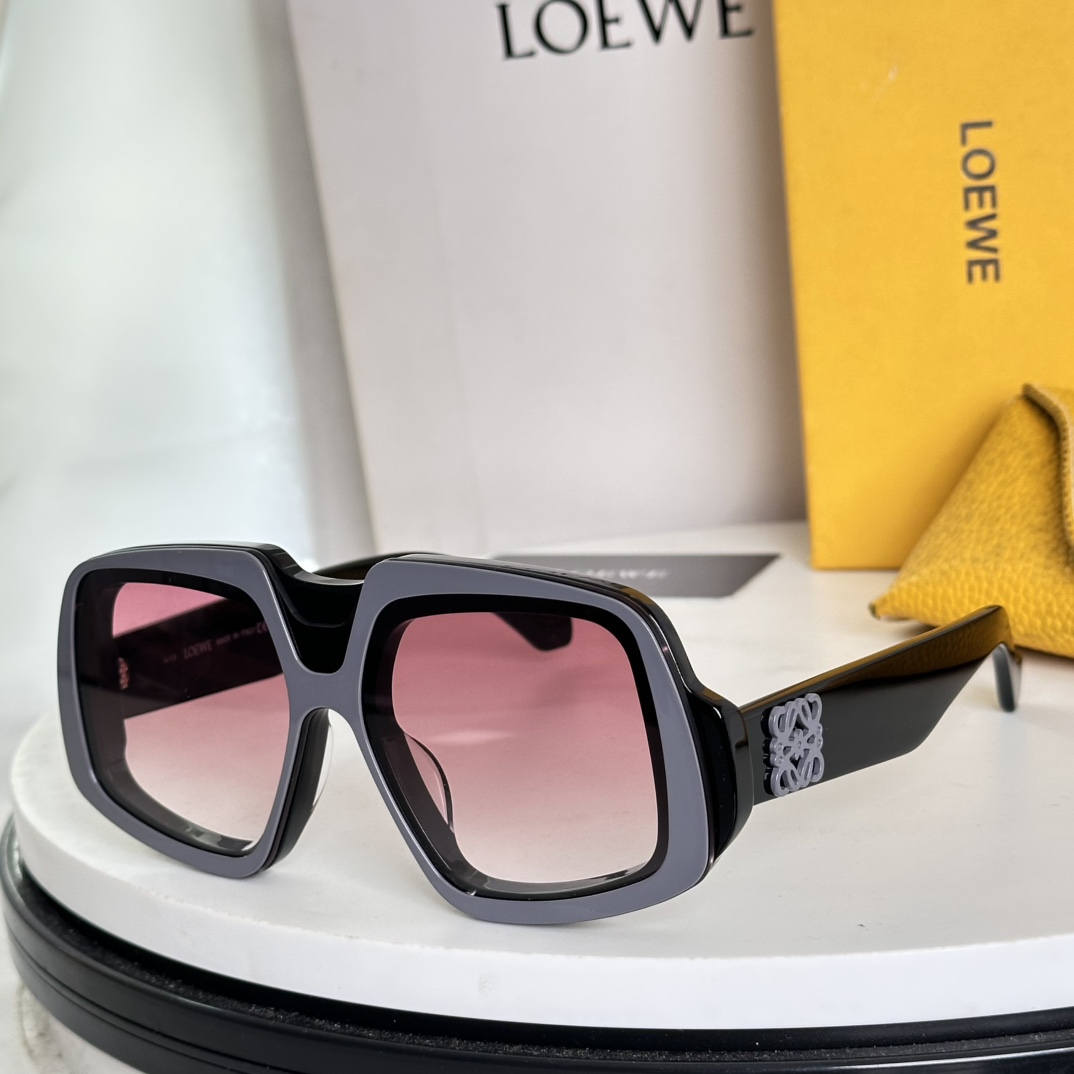 ‼️LOEWE🌟🌟🌟MODEL：LW40194I🌟🌟🌟SIZE：141口0-140🌟🌟🌟