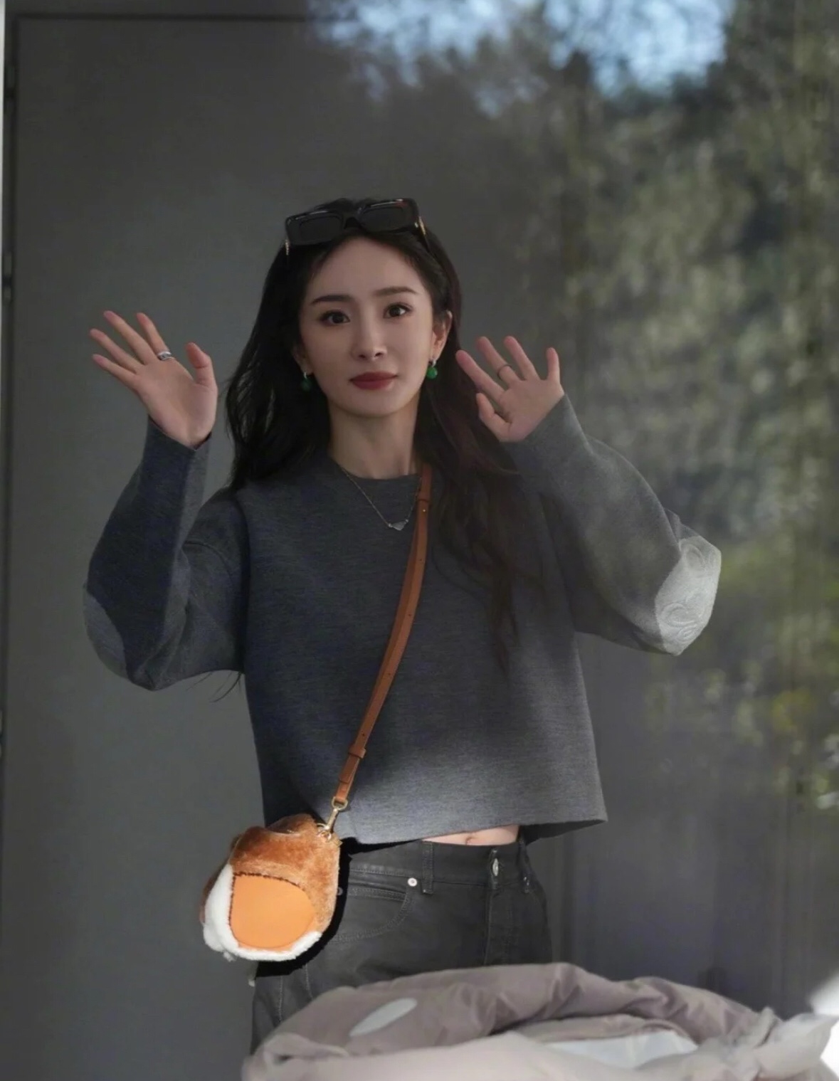 NO:609387,BBR Wool Polo Shirt, high-quality cashmere wool fabric, delicate and smooth, lapel design, exquisite war horse logo embroidery, simple and low-key, suitable for casual and business occasions, regardless of age, wide audience, size S, M, L, XL,, alexander wang19860909BBR 羊毛 Polo衫 优质喀什米尔羊毛面料 细腻柔滑 翻领设计 精致战马Logo刺绣 简约低调 休闲 商务场合都适合 不挑年龄 受众人群广泛 码数S,M,L,XL,,alexander wang,Men's clothing