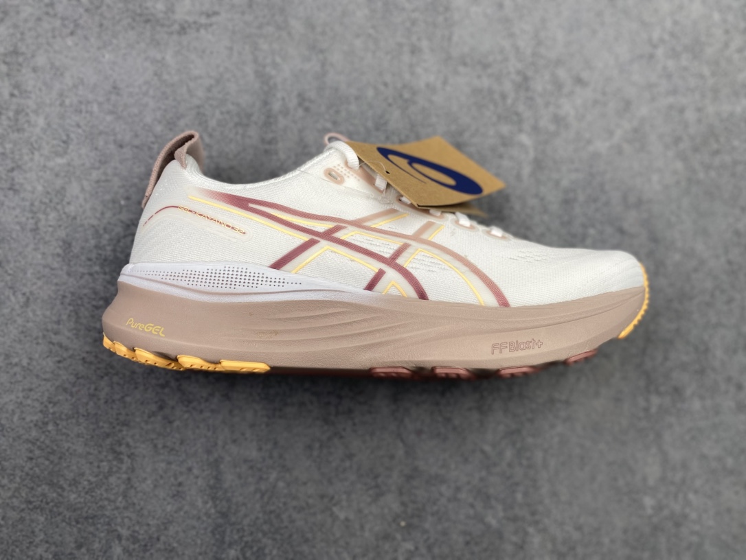 平台特价💰190
   【ASI】Asics GEL-NIMBUS 32 复古单品 
ASICS(亚瑟士） 是日本实业家鬼冢喜八郎创立的跑鞋运动品牌，名宇想法源自著名的拉丁谚语“AnimaSana In Corpore Sano”，意为“健全的精神寓于强健的体魄”。正如其名字的含义，ASICS亚瑟士一直坚信保持身体的健康与活力是打造健康快乐的生活方式的最佳途径。亚瑟士的跑鞋、篮球鞋等系列集专业与美貌于一身，拥有极高的热度
货号：1011C096-200
尺码：36 37 37.5 38 39 39.5 40 40.5 41.5 42 42.5 43.5 44 45 46a56