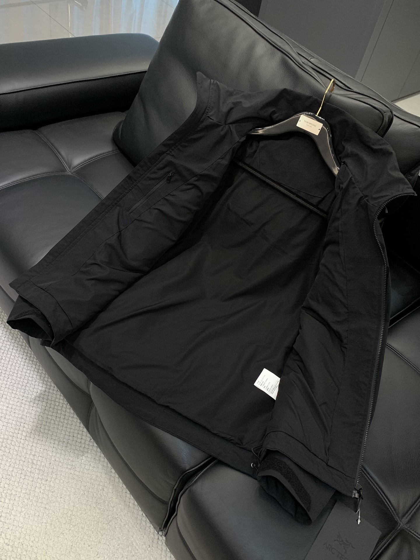 ，ARCTERYX 始祖鸟，2025秋冬AW新品，时尚休翻领外套，专柜同步有售，原单狠货，进口原版面料，