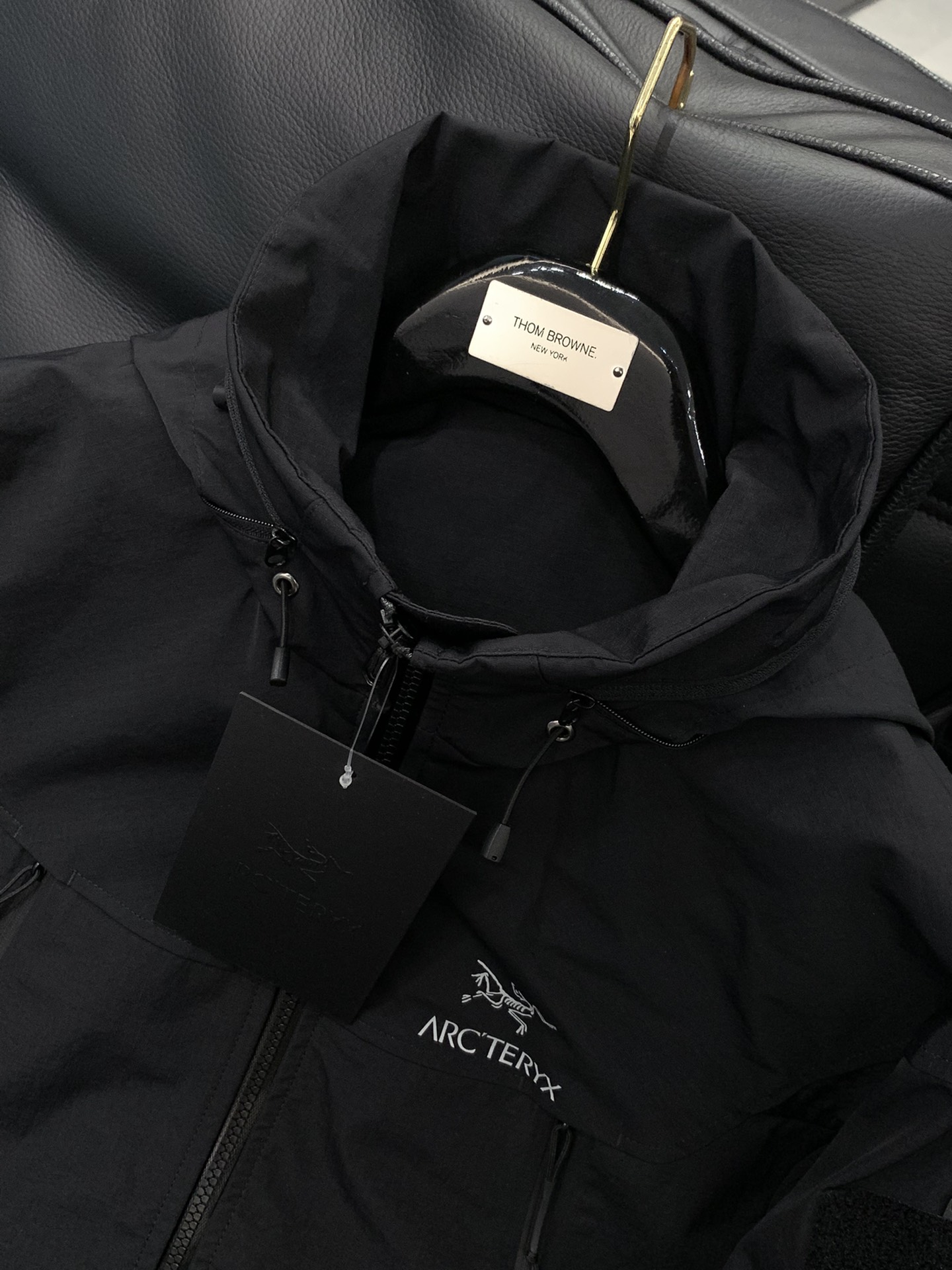 ，ARCTERYX 始祖鸟，2025秋冬AW新品，时尚休翻领外套，专柜同步有售，原单狠货，进口原版面料，