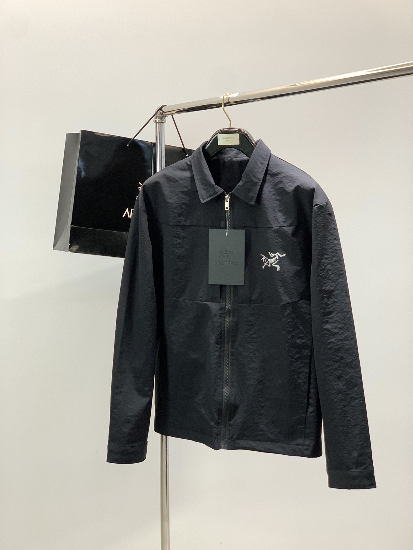 ，ARCTERYX 始祖鸟，2025秋季AW新品，时尚休翻领外套，专柜同步有售，原单狠货，进口原版面料，