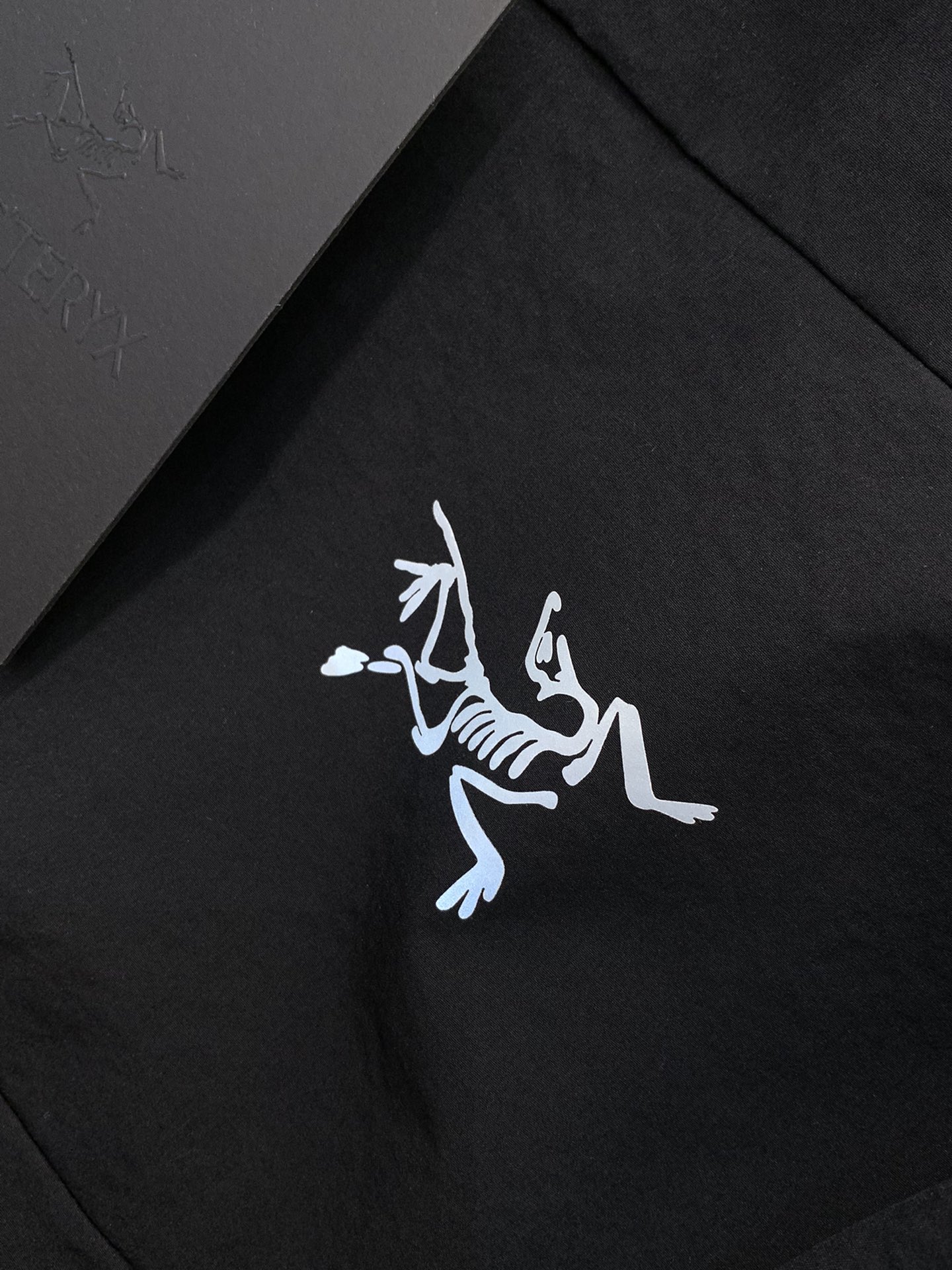 ，ARCTERYX 始祖鸟，2025秋季AW新品，时尚休翻领外套，专柜同步有售，原单狠货，进口原版面料，