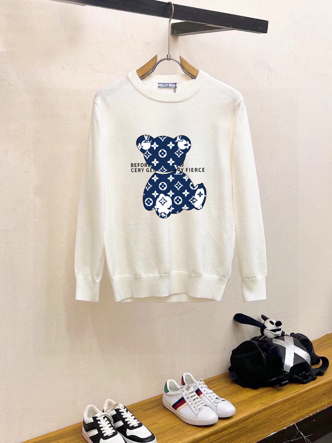 Louis Vuitton Wool-Blend Sweater with Bear Motif - Classic and Stylish