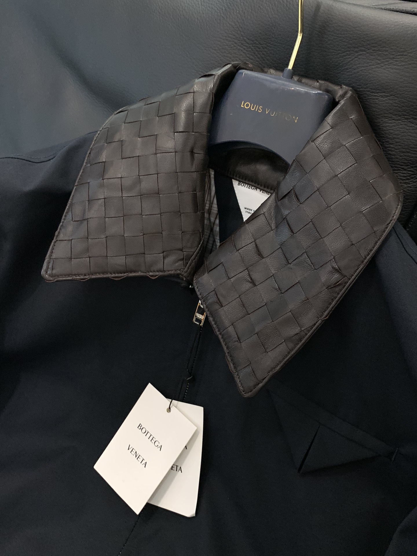 ，Bottega Veneta BV葆蝶家 SS25 Intrecciato编织皮领棉质拉链夹克外套 男