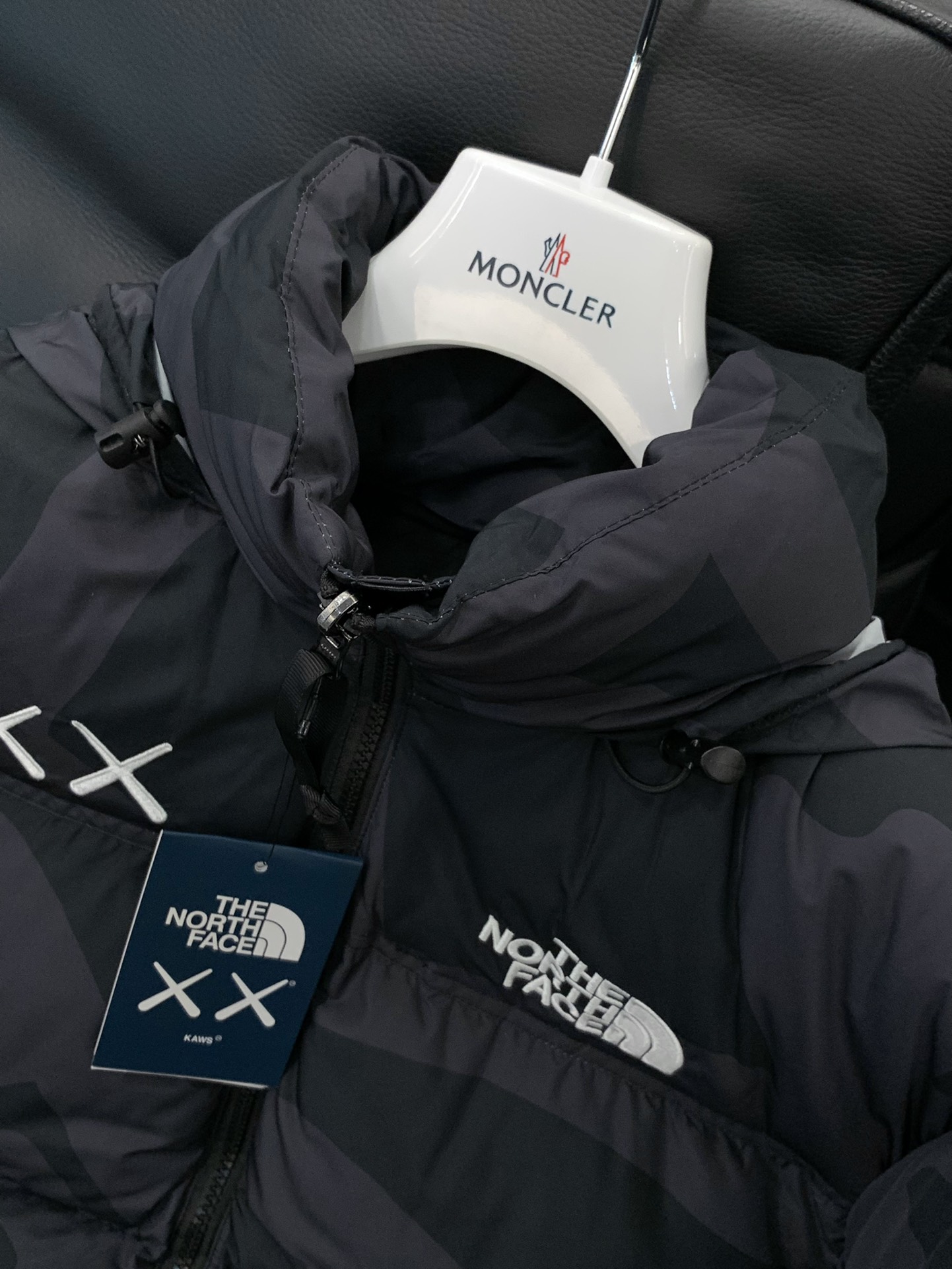 ，北面The North Face ✖️Kaws联名𝟏𝟗𝟗𝟔美版羽绒服 正品打版 全网唯一正确版本全套订