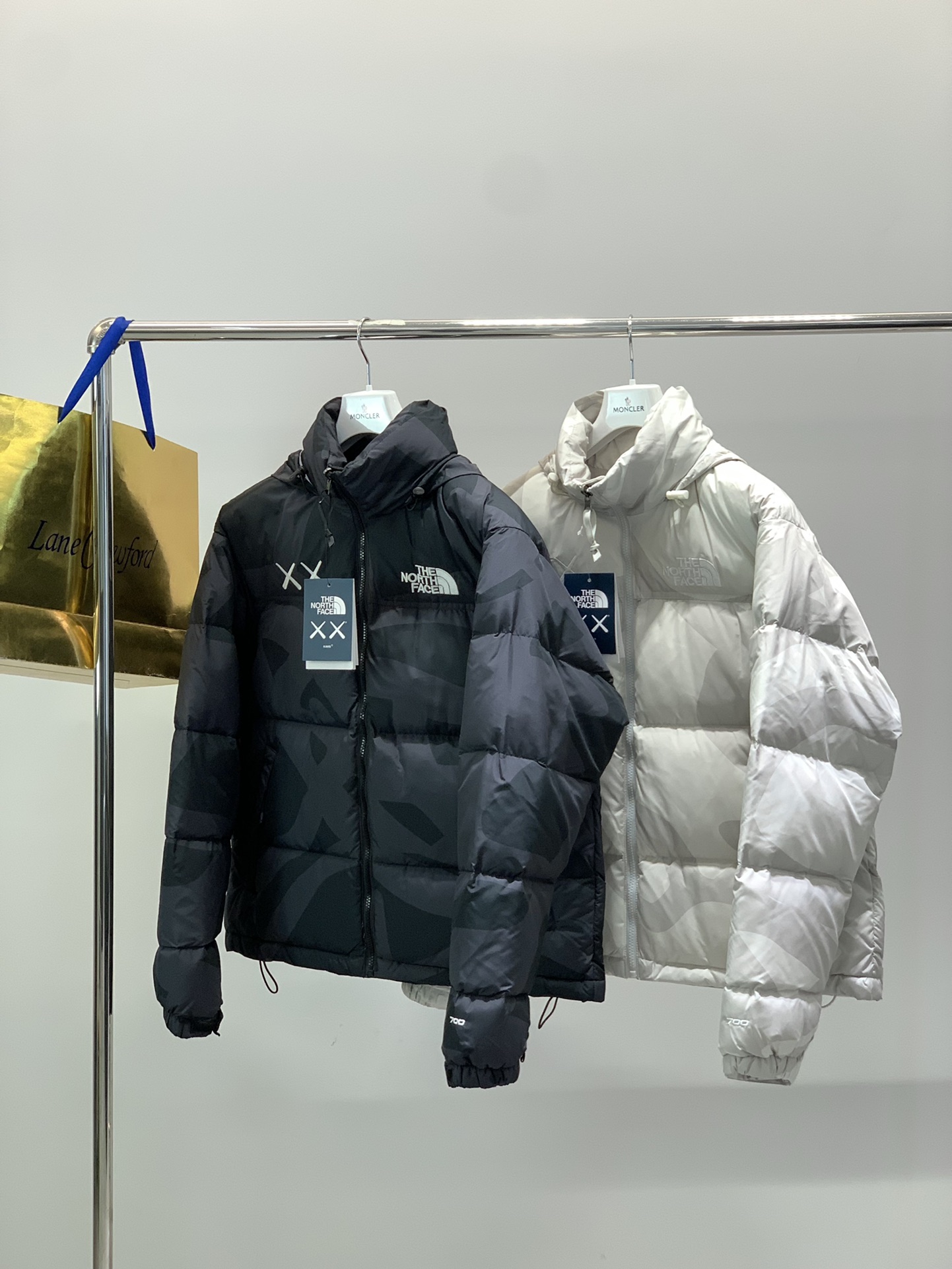 ，北面The North Face ✖️Kaws联名𝟏𝟗𝟗𝟔美版羽绒服 正品打版 全网唯一正确版本全套订
