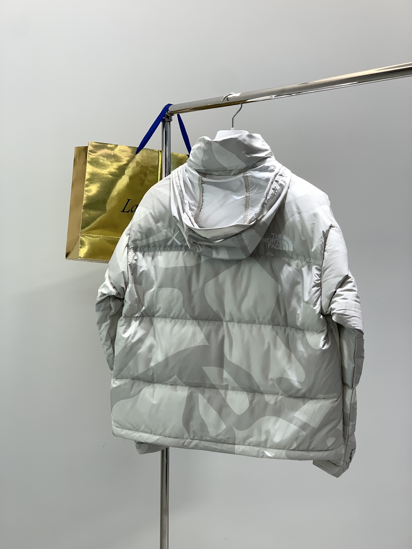 ，北面The North Face ✖️Kaws联名𝟏𝟗𝟗𝟔美版羽绒服 正品打版 全网唯一正确版本全套订