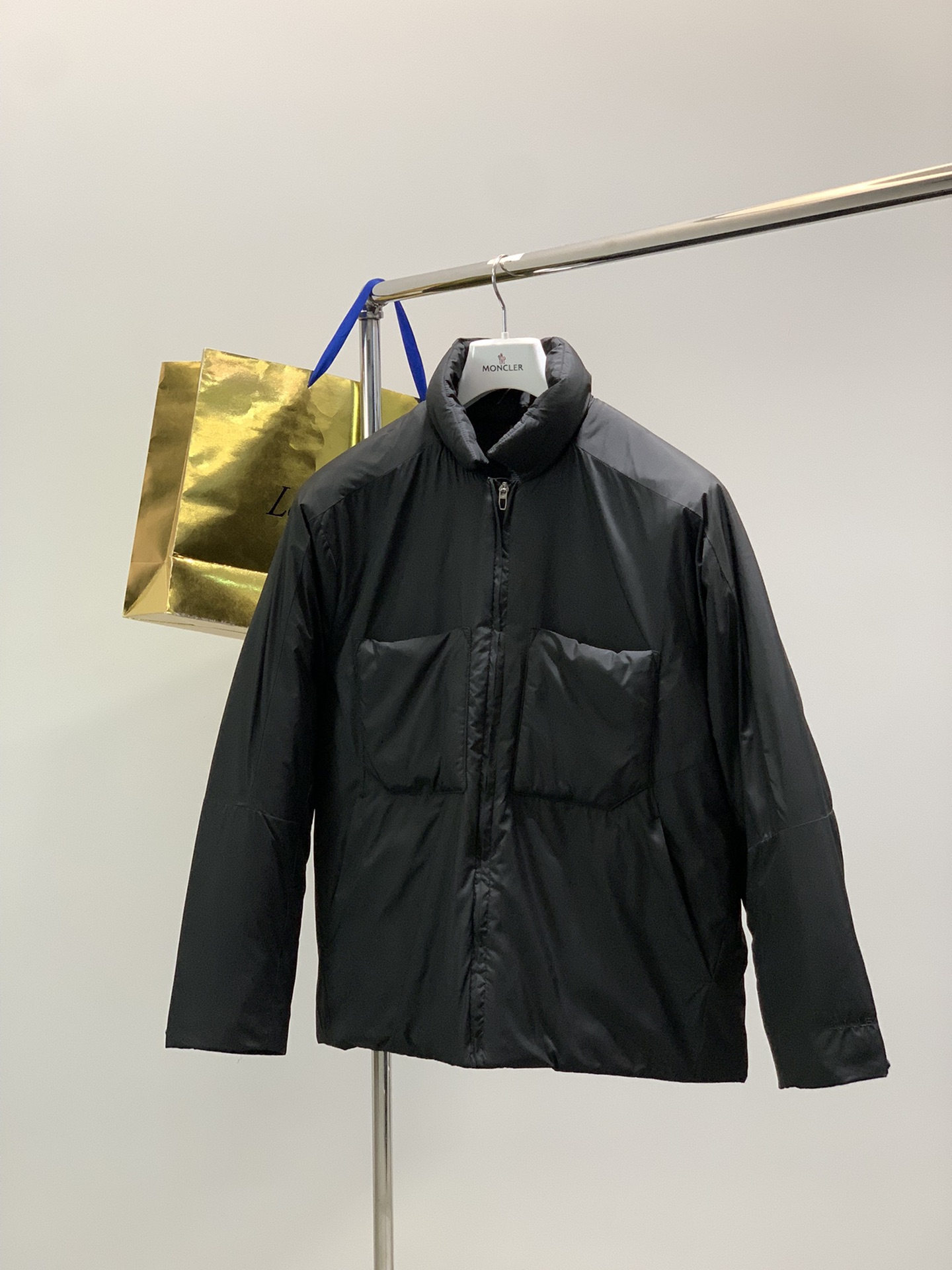 ，lulu lemon 动态保暖王者 金标P棉 防风防水 露露家轻量多功能翻领衬衫式棉服外套，男女同款！