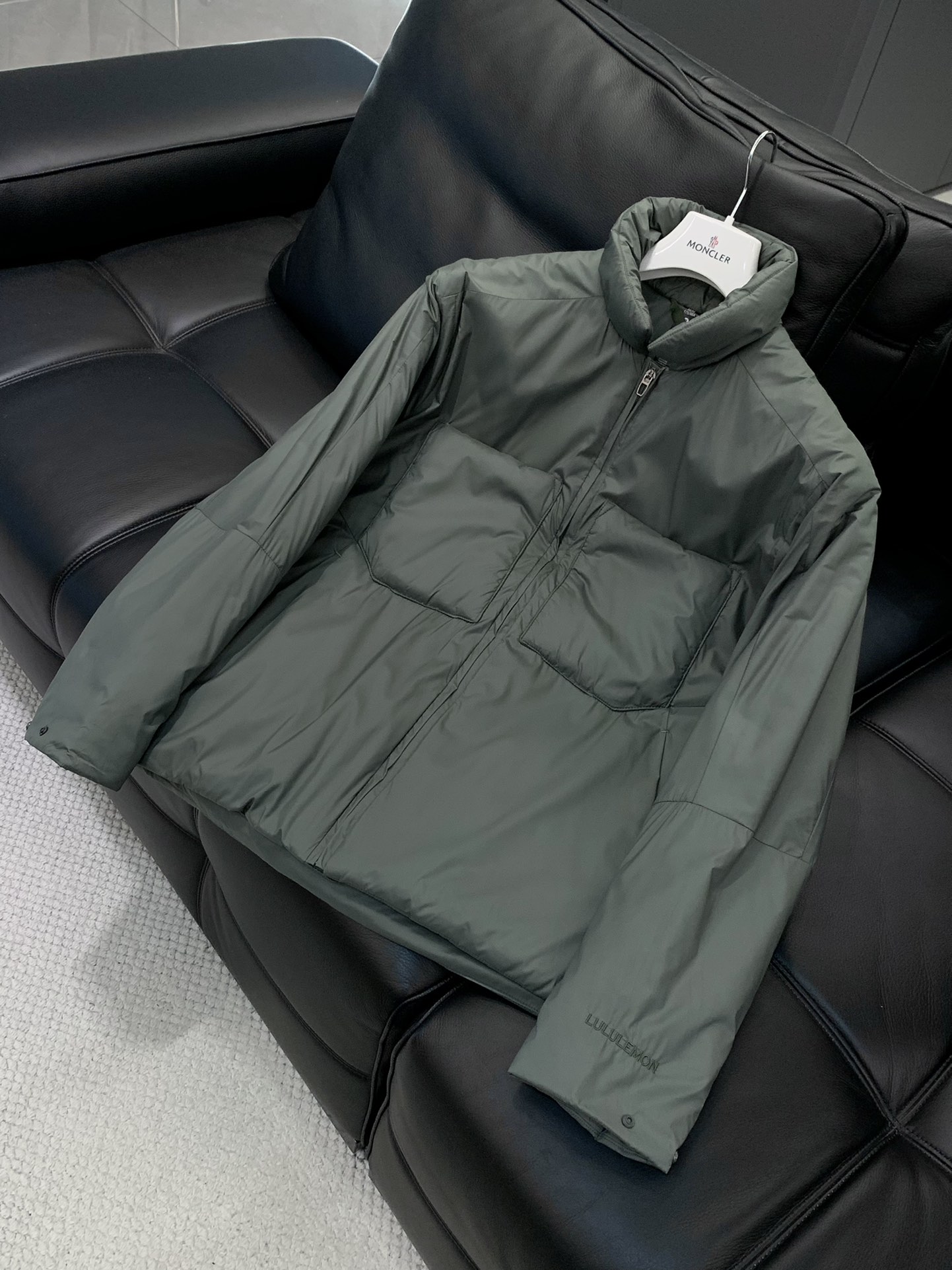 ，lulu lemon 动态保暖王者 金标P棉 防风防水 露露家轻量多功能翻领衬衫式棉服外套，男女同款！