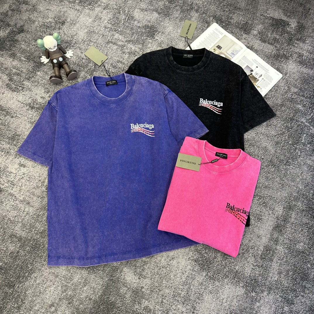 Oversized Graphic Print T-Shirt for Women – Trendy Colors & Comfortable Fit