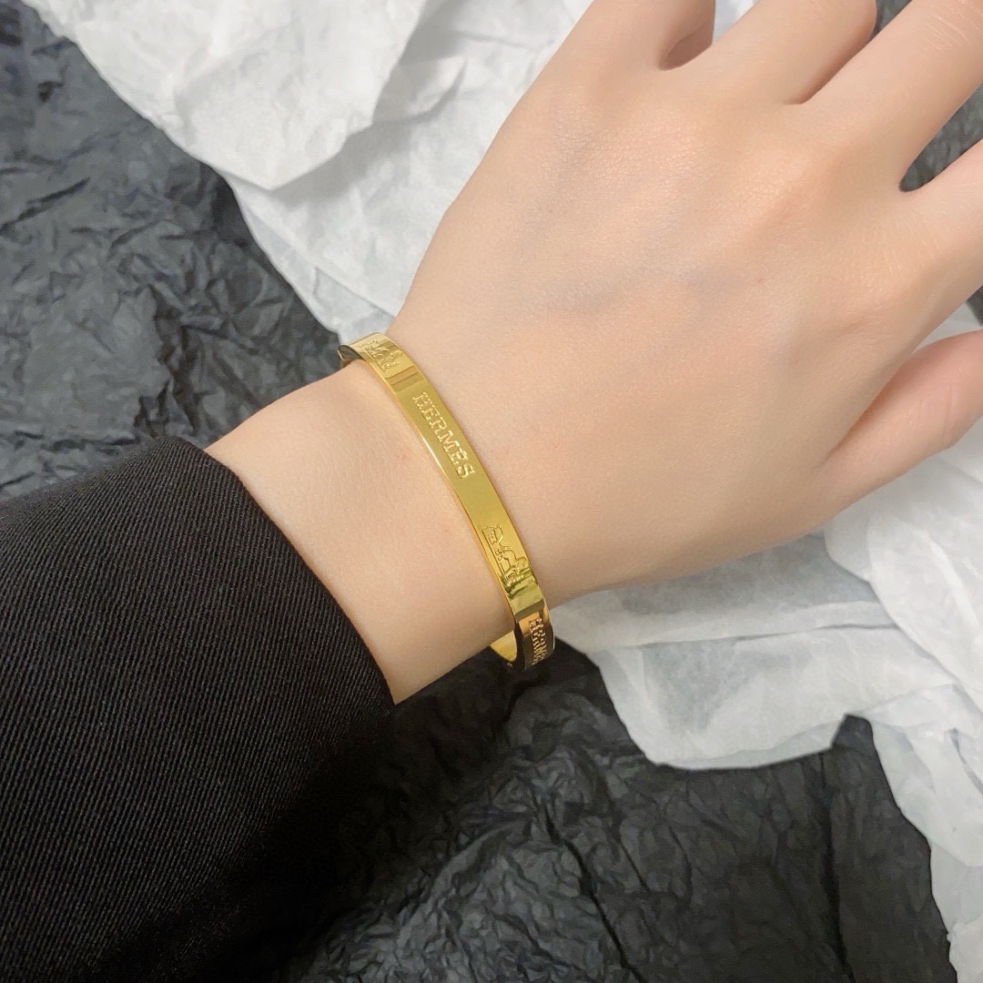 Hermes 14K MM bracelet Gold-tone metal Silver-tone metal Rose