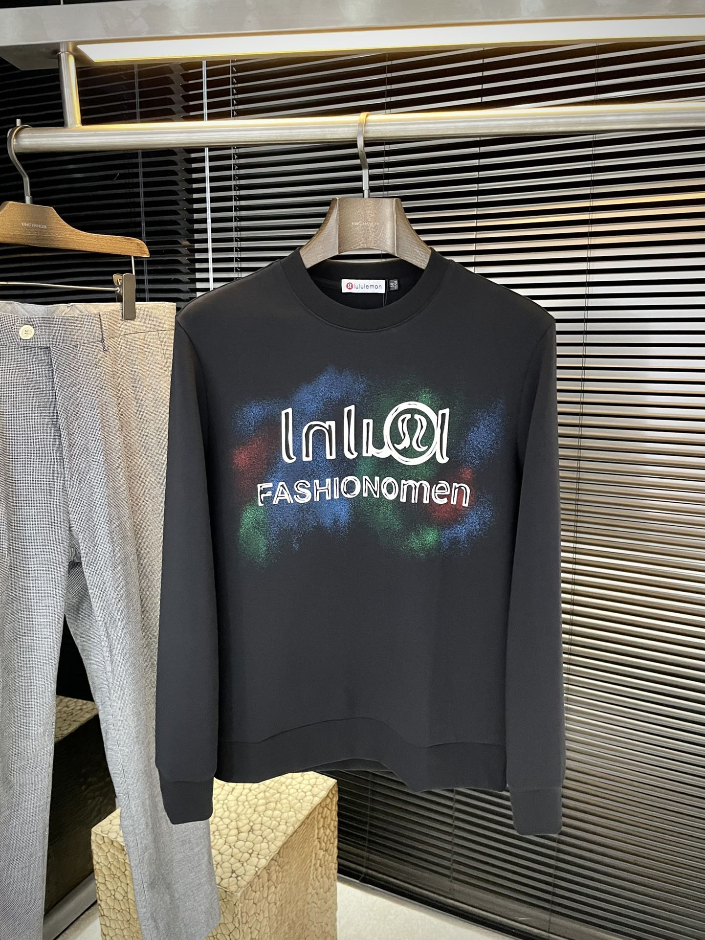 NO:610856,P lululemon (Lulu) 2025 new autumn style, the latest sweatshirts at the counter. The original version is casual and versatile, with a casual and lazy style. Customized original modal fabric, which is extremely comfortable. High-end atmosphere, does it have the taste of autumn, the first choice. Size 48-56 Purchasing level...,, hoodie, sweatshirts, alexander wang19860909P  lululemon（ 露露）2025秋季新款,专柜最新卫衣 原版版型上身休闲百搭、随性慵懒范,定制原版莫代尔面料,舒适感爆棚.高端大气,秋天的味道有没有,首选 .码数 48-56 代购级别……,,hoodie,sweatshirts,alexander wang,Men's clothing