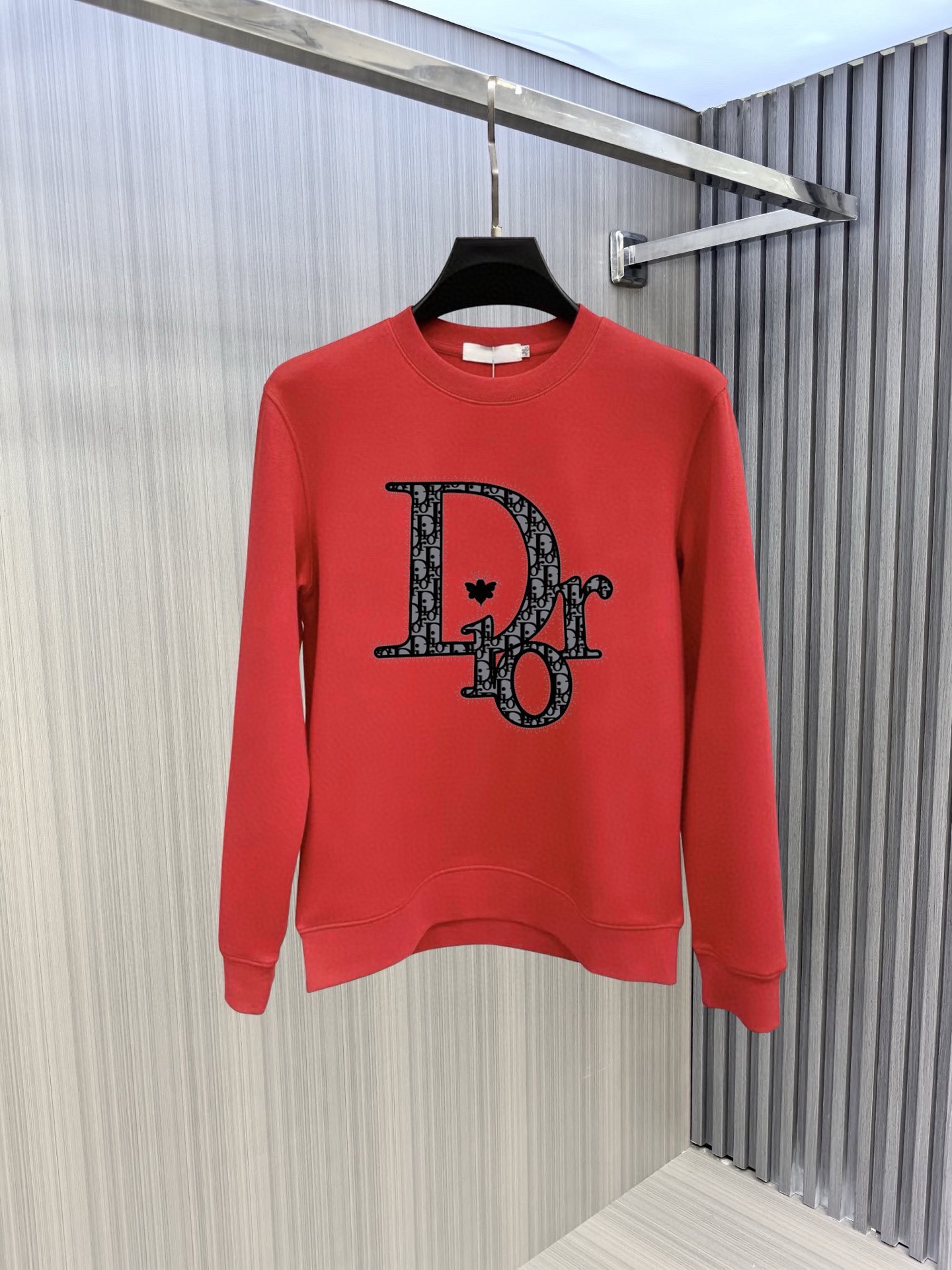 Dior 2025 Fall Collection Red Long Sleeve Crewneck Sweatshirt