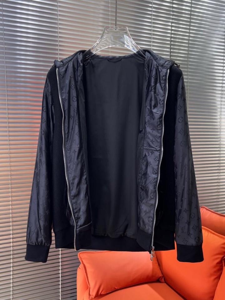 Louis Vuitton 路易威登 LV 驴牌 25ss秋冬最新品经典老花针织拼接夹克连帽外套，设计帅