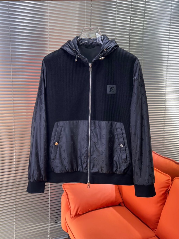 Louis Vuitton 路易威登 LV 驴牌 25ss秋冬最新品经典老花针织拼接夹克连帽外套，设计帅