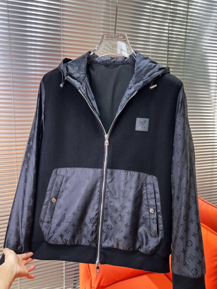 Louis Vuitton 路易威登 LV 驴牌 25ss秋冬最新品经典老花针织拼接夹克连帽外套，设计帅