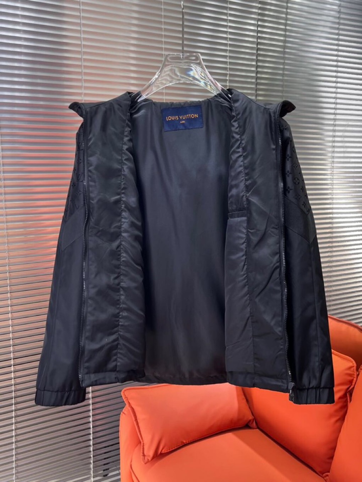 Louis Vuitton 路易威登 LV 驴牌2025新品时尚连帽棉服夹克外套，进口原版科技面料，上身