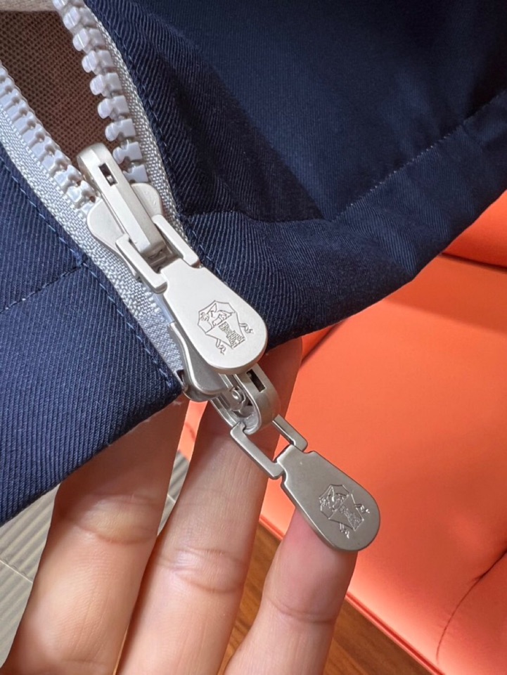 Brunello Cucinelli BC 2025ss 秋冬新品男士针织羊毛双面连帽夹克外套，高奢内敛