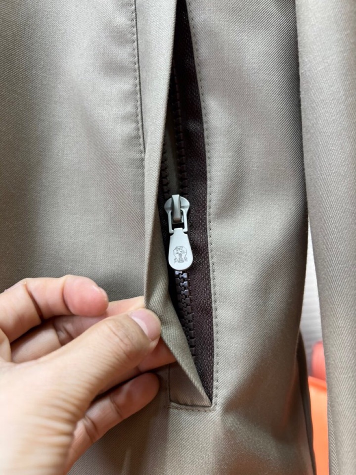 Brunello Cucinelli BC 2025ss 秋冬新品男士针织羊毛双面连帽夹克外套，高奢内敛