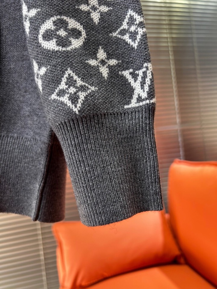 Louis Vuitton 路易威登 LV 驴牌针织提花工艺开衫v领开衫毛衣 男女同款情侣款，百搭宽松版