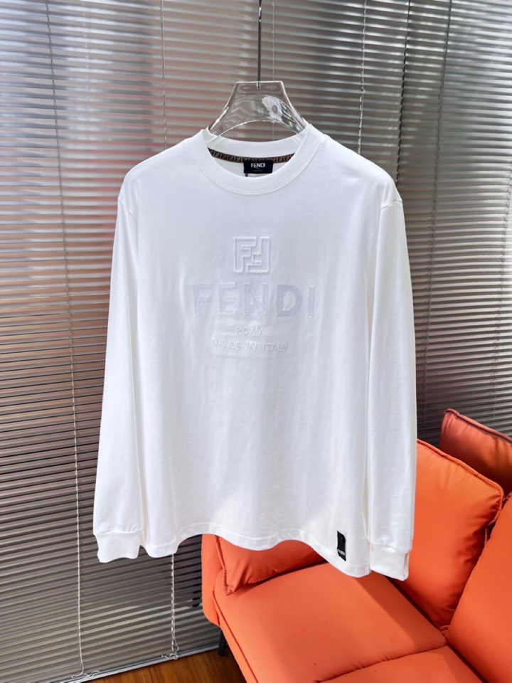 FENDI 芬迪2025新款圆领长袖T恤，男女同款情侣款，定制280克重纯棉面料，定染32支双股螺纹、领