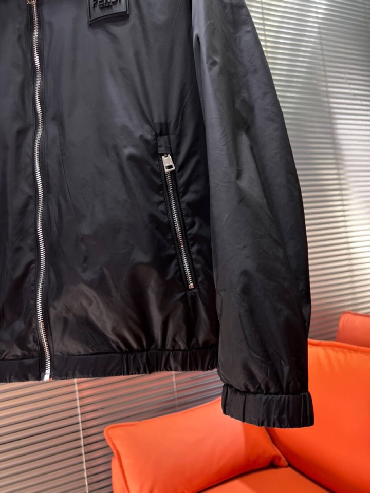 FENDI 芬迪新款原单男士双面穿连帽夹克外套 ✨渠道特供 高端货✨简约经典大爆款 原版聚酯纤维创新科技