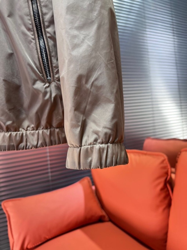 FENDI 芬迪新款原单男士双面穿连帽夹克外套 ✨渠道特供 高端货✨简约经典大爆款 原版聚酯纤维创新科技